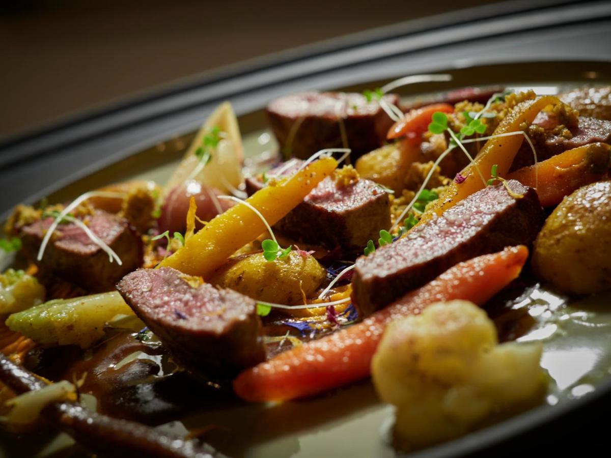 Auberge De Bellelay Restaurant Chez Aron Balde Eksteriør bilde