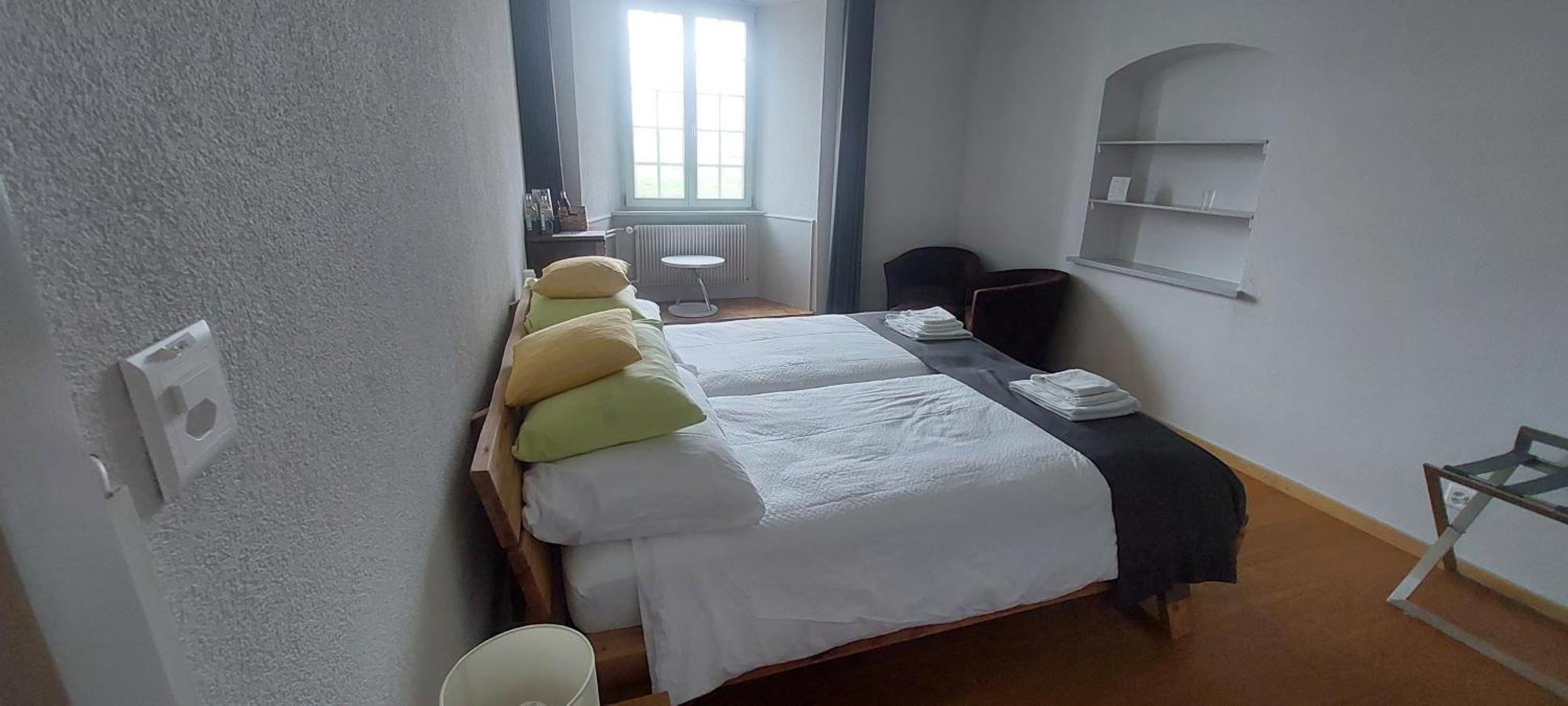 Auberge De Bellelay Restaurant Chez Aron Balde Eksteriør bilde