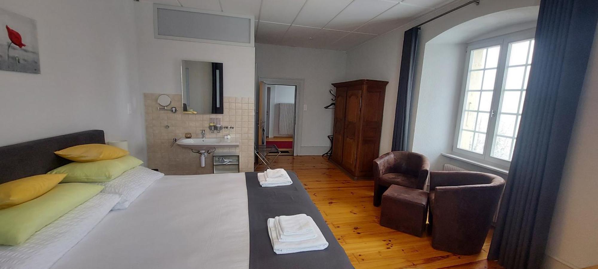 Auberge De Bellelay Restaurant Chez Aron Balde Eksteriør bilde