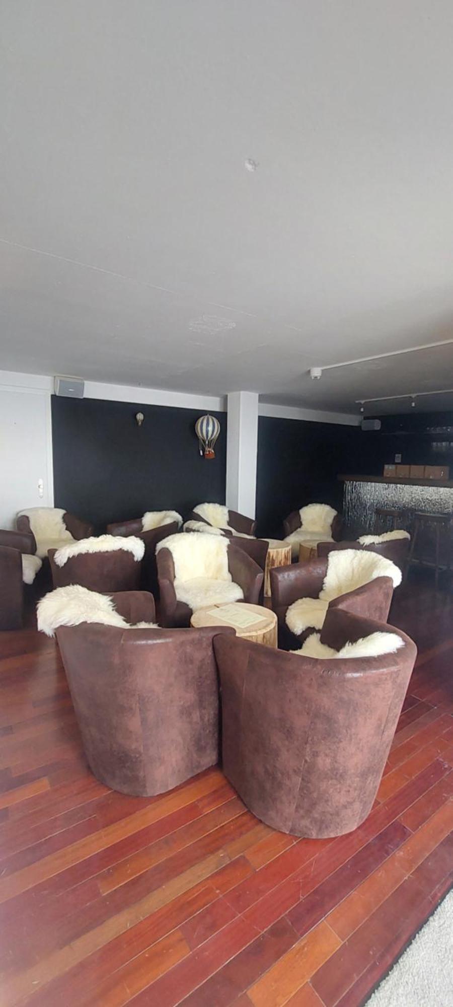 Auberge De Bellelay Restaurant Chez Aron Balde Eksteriør bilde
